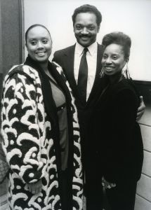 Jesse Jackson with wife and daughter 1989, NY.jpg